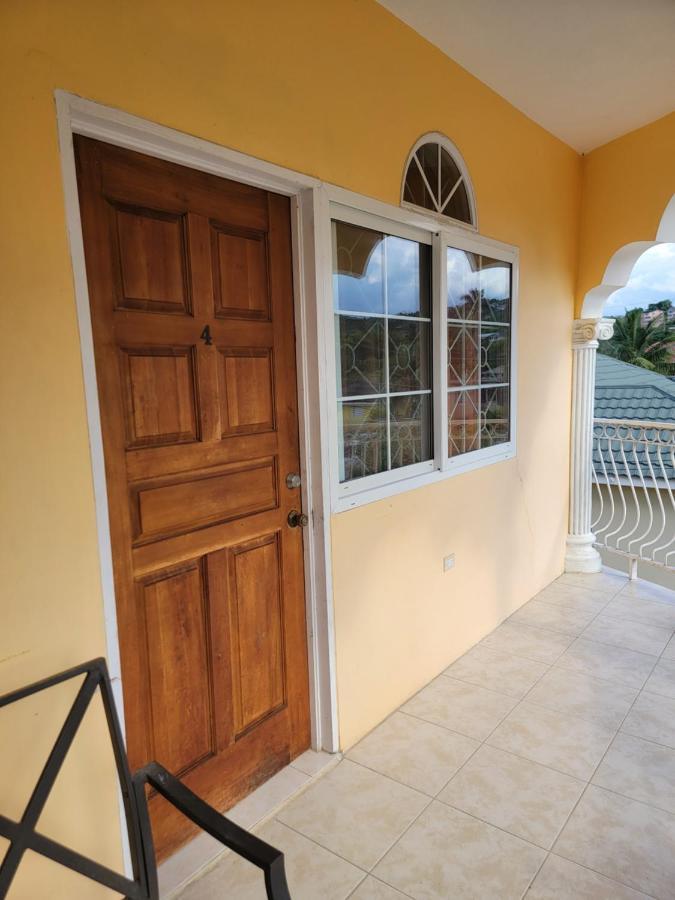 Wizzy Apartment Ocho Rios Zewnętrze zdjęcie