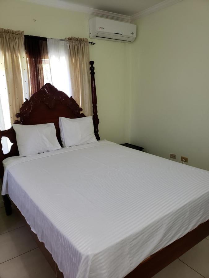 Wizzy Apartment Ocho Rios Zewnętrze zdjęcie